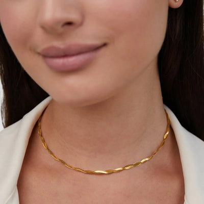 Collana con Catena Attorcigliata